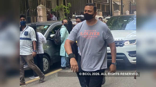 Who is Ravi Singh? Here’s all you need to know about Shah Rukh Khan’s ...