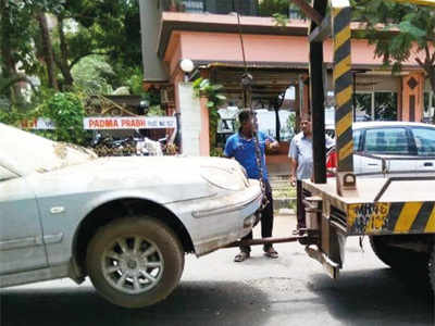45 ‘dead’ vehicles towed away in Goregaon West