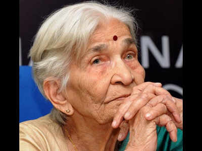 Documentary filmmaker Vijaya Mulay passes away at 98