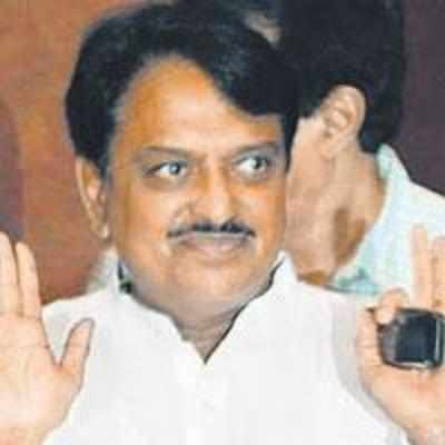 Deshmukh to lead Congress charge in Maha