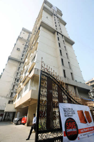 Campa Cola society residents fight eviction, block gate