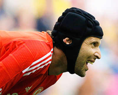 Cech hits back at Blues ‘fans’ after death threats