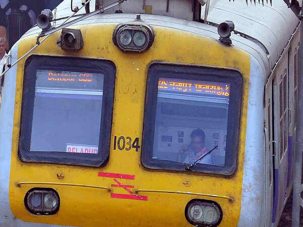 Railways plans to trim salaries and allowances, draws ire of employees