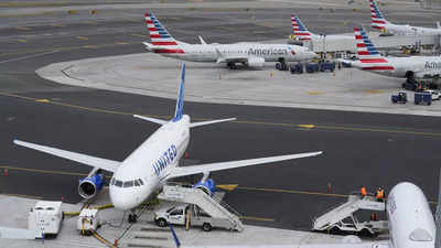 Live updates: US FAA says flights are resuming operations after stop order lifted