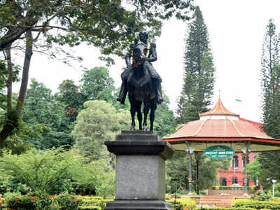 Case of controversial statue comes to an end