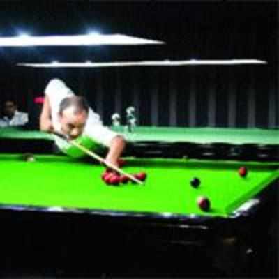 Vashi man claims open snooker title