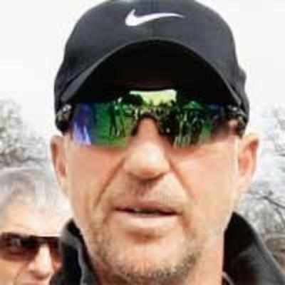 Botham beefs up for Bollywood