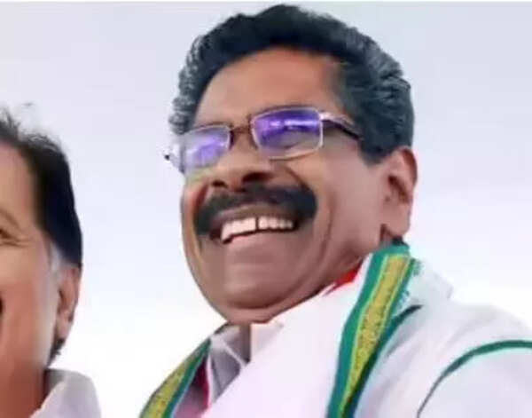 On-stage scuffle should have been avoided, Shafi Parambil should not have got provoked in public: Mullappally