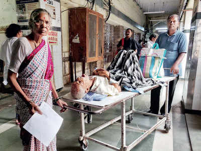 'On a stretcher for 24 hours':  No free beds in the ICU at KEM as hospital gets overcrowded with increasing patients