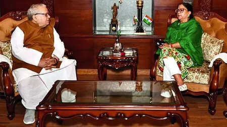 BJP off the blocks to woo independents, smaller parties in Raj