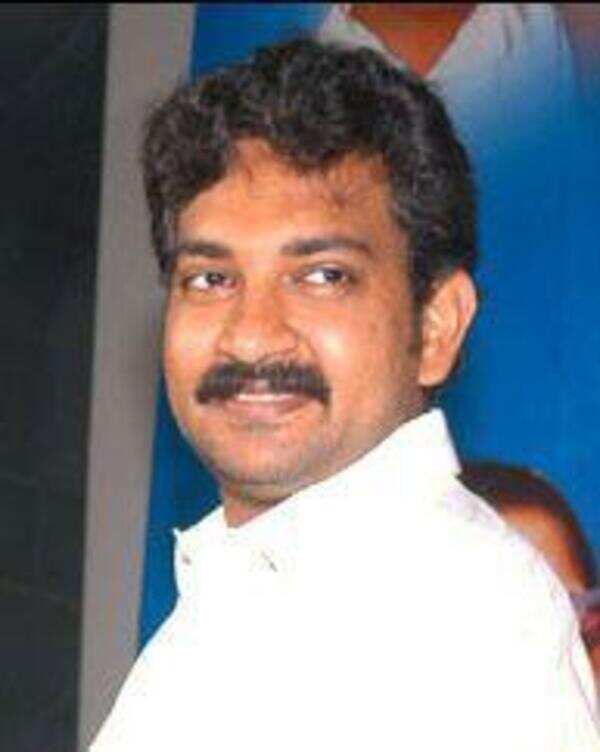 Rajamouli feels Nithya must 'mind her weight'