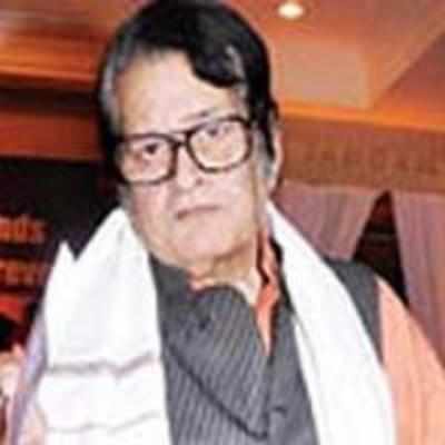 International film fest felicitates Manoj Kumar