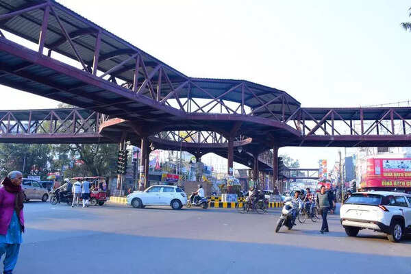 Rs 10cr skywalk in Bareilly remains non-operational; 5th tender issued
