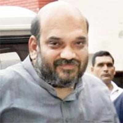 Shah caught in jail office chatting with son, neta