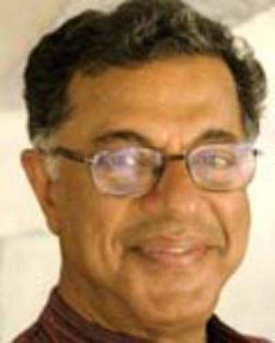 Karnad gets top award as an afterthought