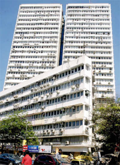 Mumbai’s diamond hub loses its crown