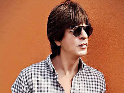 Shah Rukh Khan has a request before shoots