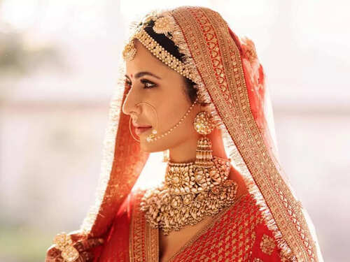 who designed katrina kaif wedding dress Katrina Kaif Wedding Red Net Embroidery Sabyasachi Edition Bridal Dupatta  for Wedding
