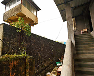 College staircase a threat to Byculla prison security