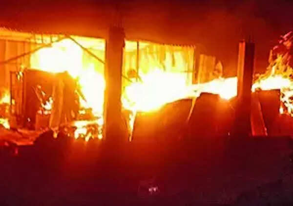 Fire guts artificial hair factory in Howrah