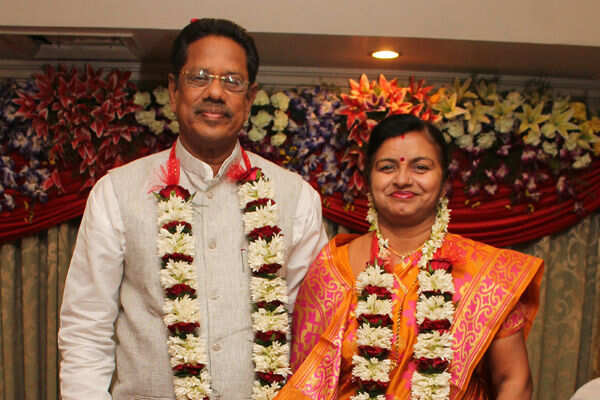 Surprises galore at Rajni and Ashok Dhote's anniversary do at Hotel LB in Nagpur