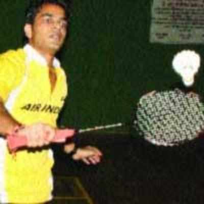It was raining awards for Thane shuttlers
