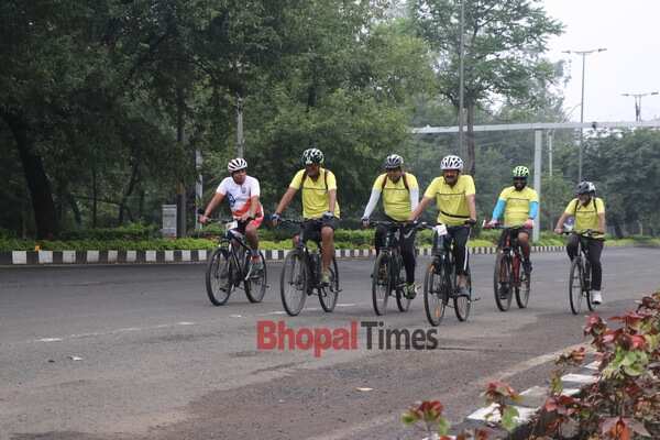 Relishing monsoon on two wheels
