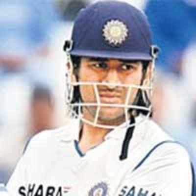 Dhoni's enjoying being a commoner