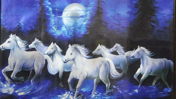 Vastu rules to place 7 Horses painting to attract success and growth