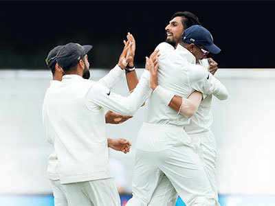 India vs England, 3rd Test: India just one wicket away from win