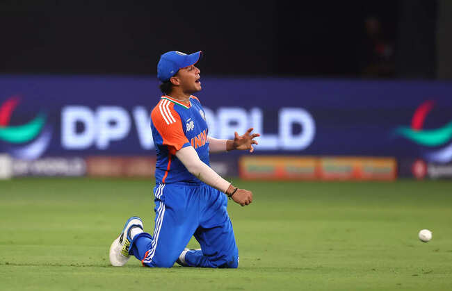 'Fielding coach wants players in his office' &ndash; Suryakumar Yadav on dropped catches vs Pakistan
