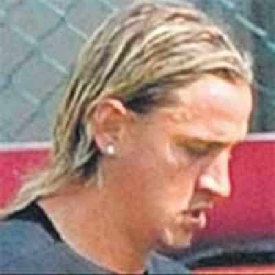 Roma's Mexes reunited with daughter after robber ordeal