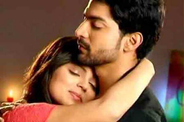 Small screen's un-real love
