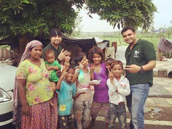 Meet the bunch of people who feed the poor Robin Hood style