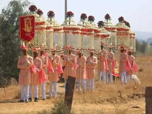 Band, bajaa, baarat and a fairytale Jaisalmer wedding for Sid and Kiara