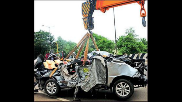 Chennai: 4 engineering graduates & friend die as car rams truck in Perungalathur