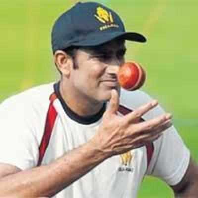 Kumble to lead in Pak Test series
