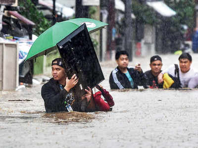 7 dead in Manila’s worst floods in years