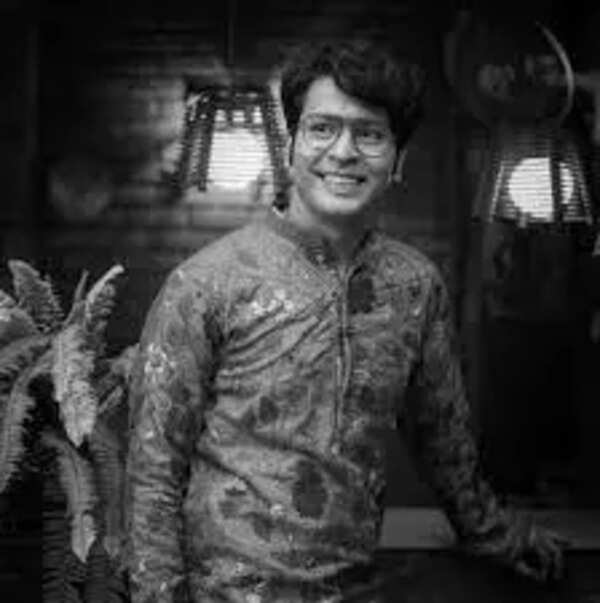 Anirban Bhattacharya's Ballabhpurer Roopkotha is a quirky horror comedy