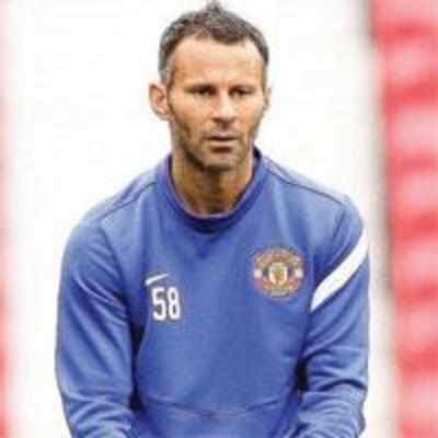 Giggs' set for city taunts