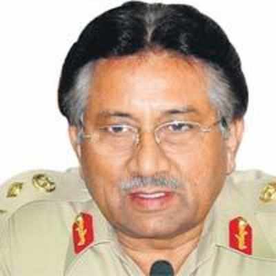 Musharraf hikes Pak judges' pay by 25%