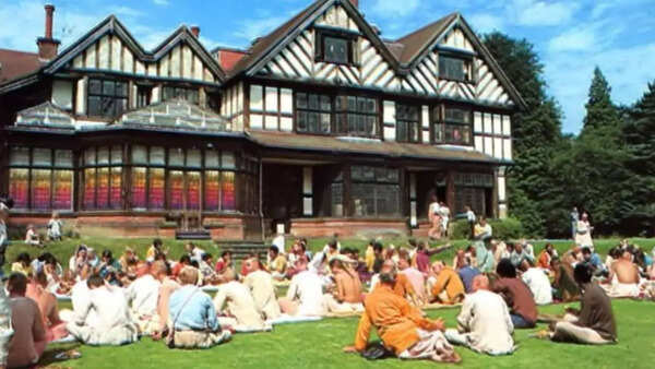 Odia groups in UK object to Iskcon’s early celebrations of Snan Yatra and Rath Yatra