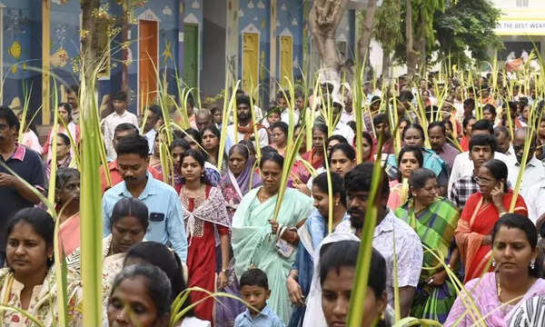 Processions and prayers mark Palm Sunday in Coimbatore