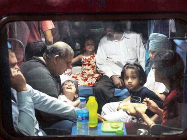 Even premium trains dish out pathetic food
