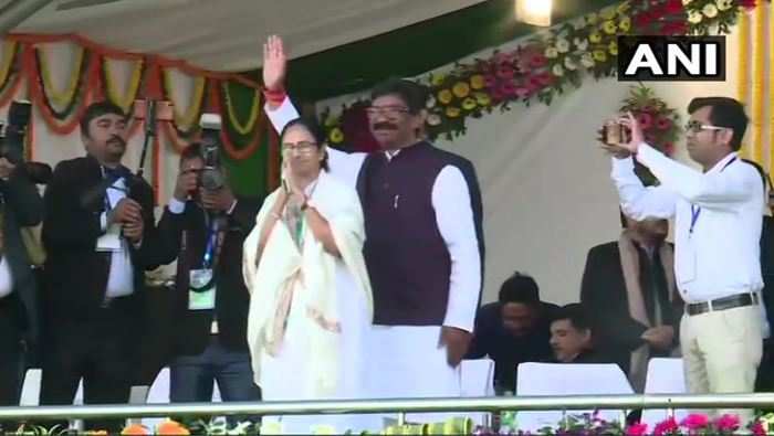 Hemant Soren Swearing In Live Updates: Hemant Soren To Take Oath As ...