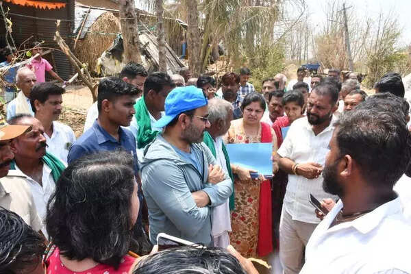 Minister Lad visits Machapur, disburses aid to hailstorm victims