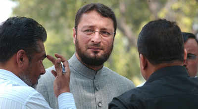 MIM chief Asaduddin Owaisi surrenders, gets bail in Hyderabad assault case over Congress leaders