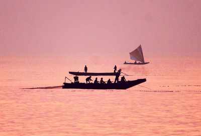 Lanka govt orders release of 77 TN fishermen