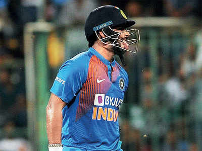 South Africa thrashes India in the final T20I match to tie series 1-1
