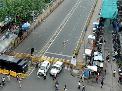 Lower Parel's Delisle bridge closure leaves lakhs of commuters in the lurch